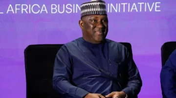 جوائز سخية.. ملياردير أفريقي يوزع 20.7 مليون دولار على موظفيه